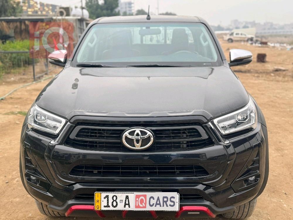 تويوتا هايلوكس